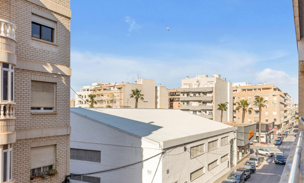 Resale - 1. Apartment / flat - Torrevieja - Costa Blanca South