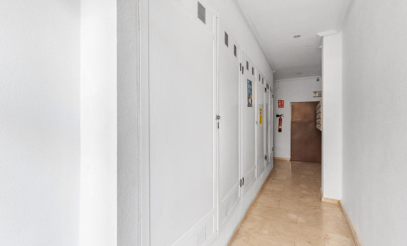 Resale - 1. Apartment / flat - Torrevieja - Costa Blanca South