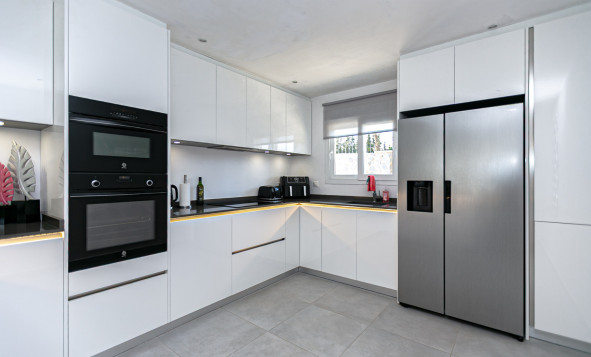 Reventa - 3. Casa indepiende - Dehesa de Campoamor - Costa Blanca Sur