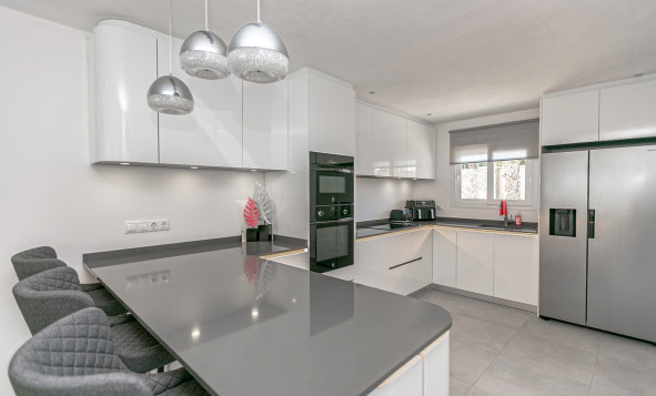 Reventa - 3. Casa indepiende - Dehesa de Campoamor - Costa Blanca Sur