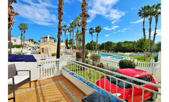 Resale - 2. Town house - Villamartin - Costa Blanca South