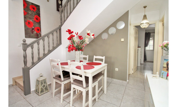 Resale - 2. Town house - Villamartin - Costa Blanca South