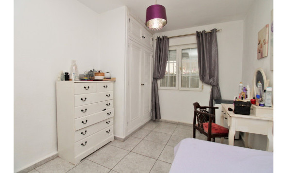 Resale - 2. Town house - Villamartin - Costa Blanca South