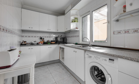 Resale - 1. Apartment / flat - Torrevieja - Costa Blanca South