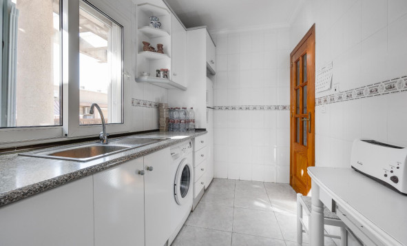 Resale - 1. Apartment / flat - Torrevieja - Costa Blanca South