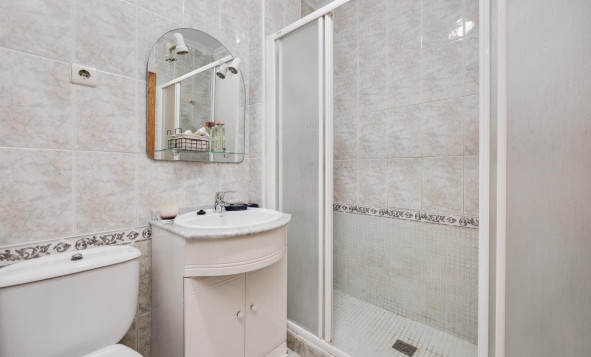 Resale - 1. Apartment / flat - Torrevieja - Costa Blanca South