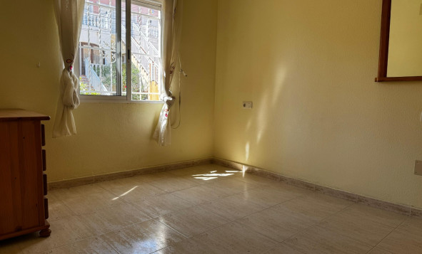 Resale - 1. Apartment / flat - San Miguel de Salinas - Costa Blanca South