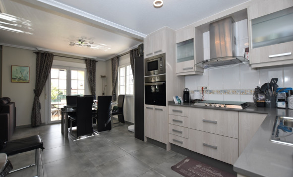 Reventa - 3. Casa indepiende - Orihuela Costa - Costa Blanca Sur