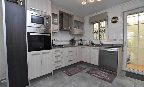 Reventa - 3. Casa indepiende - Orihuela Costa - Costa Blanca Sur