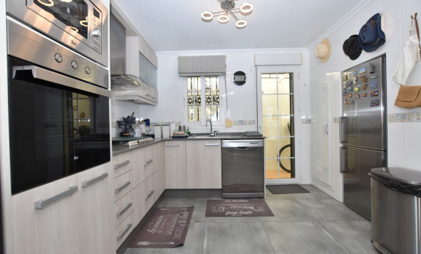 Reventa - 3. Casa indepiende - Orihuela Costa - Costa Blanca Sur