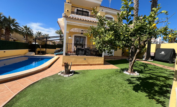 Reventa - 3. Casa indepiende - Orihuela Costa - Costa Blanca Sur