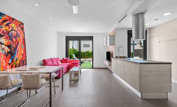 Reventa - 3. Casa indepiende - Ciudad Quesada - La Laguna