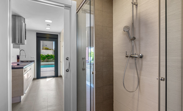 Reventa - 3. Casa indepiende - Ciudad Quesada - La Laguna