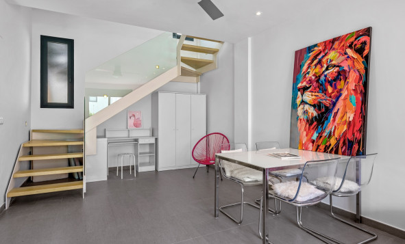 Reventa - 3. Casa indepiende - Ciudad Quesada - La Laguna