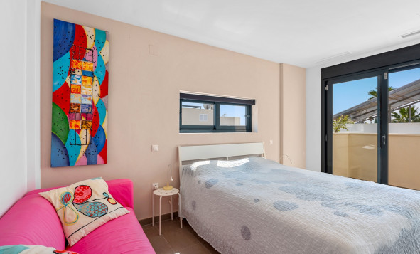 Reventa - 3. Casa indepiende - Ciudad Quesada - La Laguna