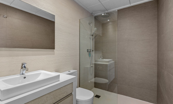 Reventa - 3. Casa indepiende - Ciudad Quesada - La Laguna