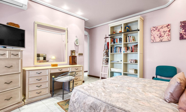 Reventa - 3. Casa indepiende - Torrevieja - Costa Blanca Sur