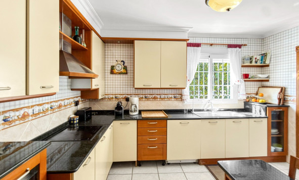 Reventa - 3. Casa indepiende - Torrevieja - Costa Blanca Sur