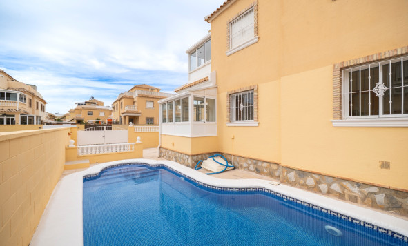 Resale - 4. Semi-detached villa - Ciudad Quesada - Costa Blanca South