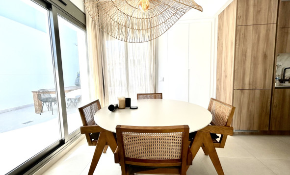 Reventa - 3. Casa indepiende - San Miguel de Salinas - Costa Blanca Sur