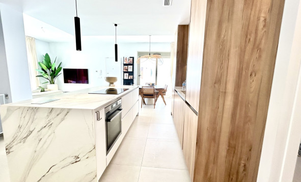 Reventa - 3. Casa indepiende - San Miguel de Salinas - Costa Blanca Sur