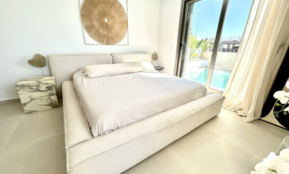 Reventa - 3. Casa indepiende - San Miguel de Salinas - Costa Blanca Sur