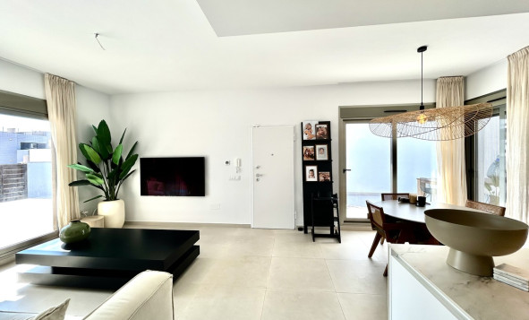 Reventa - 3. Casa indepiende - San Miguel de Salinas - Costa Blanca Sur
