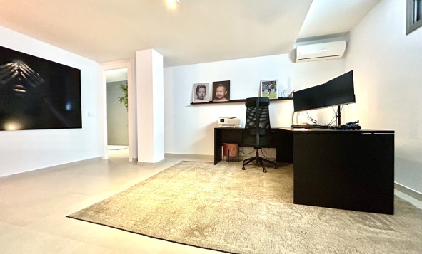 Reventa - 3. Casa indepiende - San Miguel de Salinas - Costa Blanca Sur