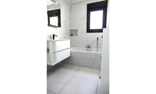 Resale - 3. Detached house - Benijófar - Costa Blanca South