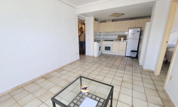 Resale - 1. Apartment / flat - Torrevieja - PLAYA DE LA MATA