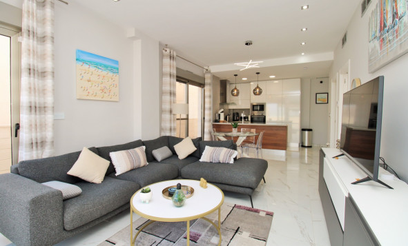 Resale - 3. Detached house - Villamartin - Costa Blanca South