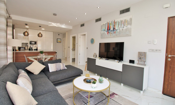 Resale - 3. Detached house - Villamartin - Costa Blanca South