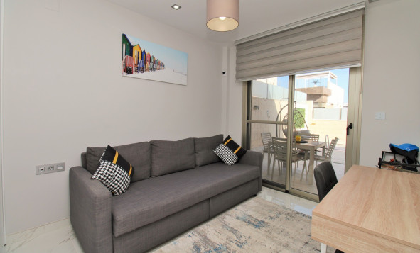 Resale - 3. Detached house - Villamartin - Costa Blanca South