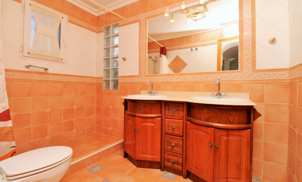 Reventa - 2. Chalet adosado - Playa Flamenca - Costa Blanca Sur