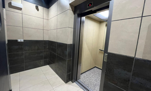 Reventa - 1. Apartamento / piso - Torrevieja - Costa Blanca Sur