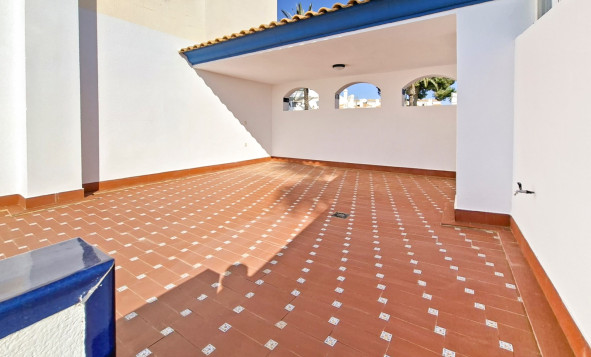 Resale - 2. Town house - Villamartin - Costa Blanca South