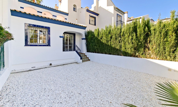 Resale - 2. Town house - Villamartin - Costa Blanca South