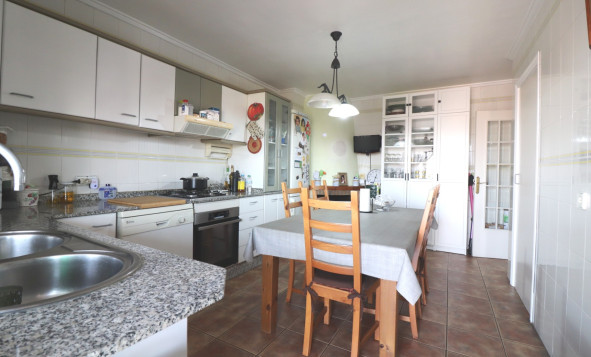 Reventa - 1. Apartamento / piso - Dolores - Dolores - Town