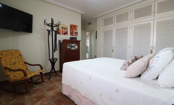 Reventa - 1. Apartamento / piso - Dolores - Dolores - Town