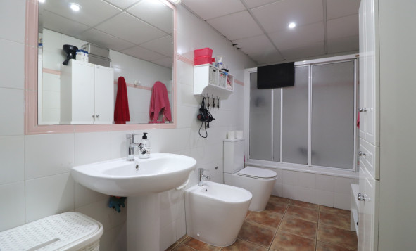 Reventa - 1. Apartamento / piso - Dolores - Dolores - Town