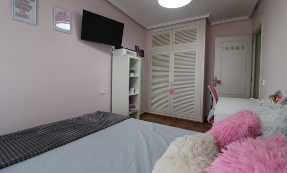 Reventa - 1. Apartamento / piso - Dolores - Dolores - Town