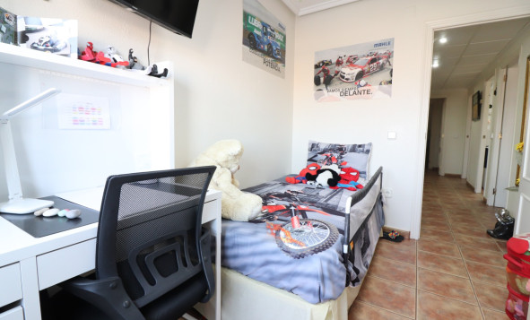 Reventa - 1. Apartamento / piso - Dolores - Dolores - Town