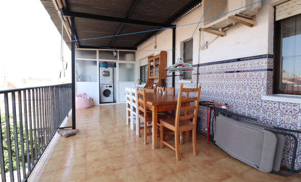 Reventa - 1. Apartamento / piso - Dolores - Dolores - Town