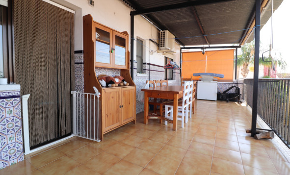 Reventa - 1. Apartamento / piso - Dolores - Dolores - Town