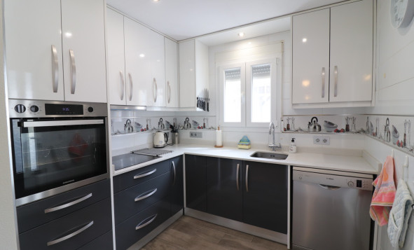 Resale - 4. Semi-detached villa - Algorfa - Costa Blanca South