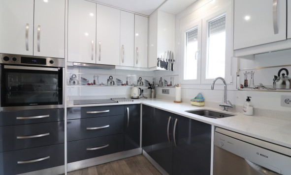 Resale - 4. Semi-detached villa - Algorfa - Costa Blanca South