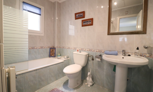 Resale - 4. Semi-detached villa - Algorfa - Costa Blanca South