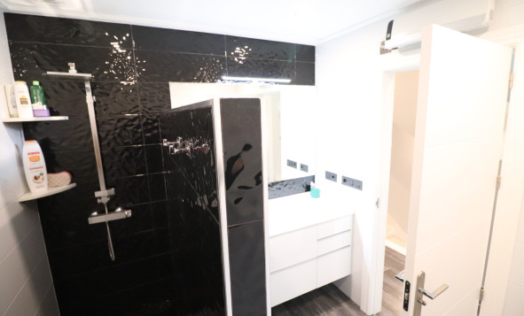 Reventa - 2. Chalet adosado - Redovan - Costa Blanca Sur