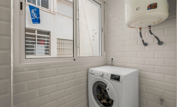 Resale - 1. Apartment / flat - Torrevieja - Costa Blanca South