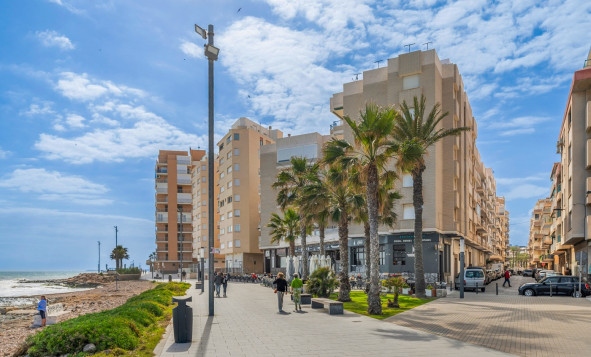Resale - 1. Apartment / flat - Torrevieja - Costa Blanca South